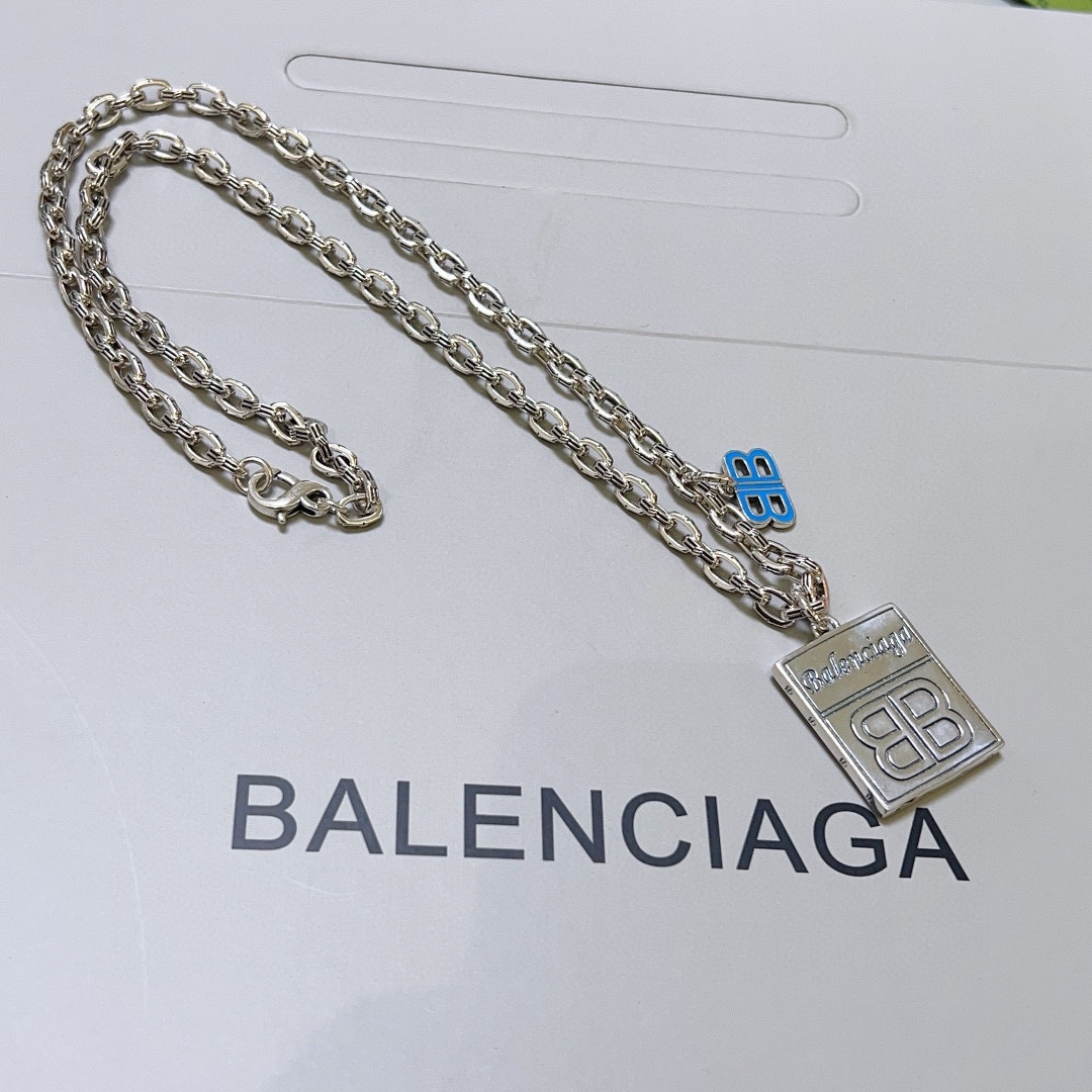 【BALENCIAGA】ネックレス、新しいネックレス万能シンプルファッションオーナメント  240814