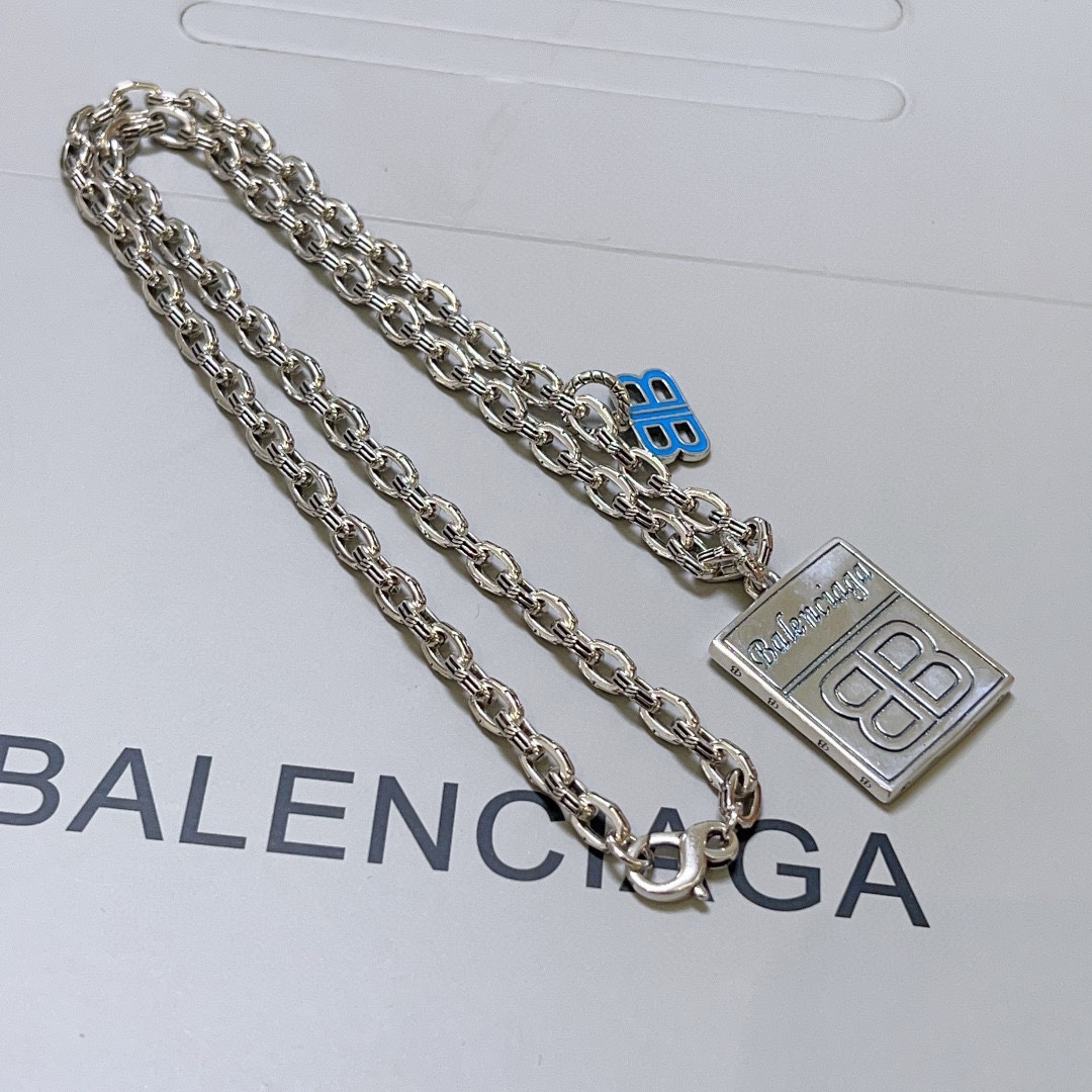 【BALENCIAGA】ネックレス、新しいネックレス万能シンプルファッションオーナメント  240814