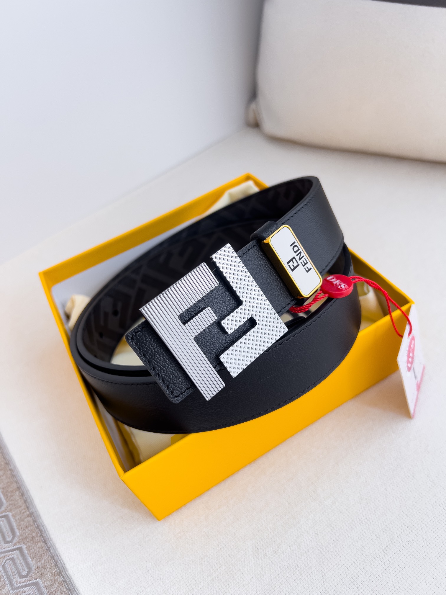 【FENDI】(フェンディ) 3.5cmベルト メンズ 240903