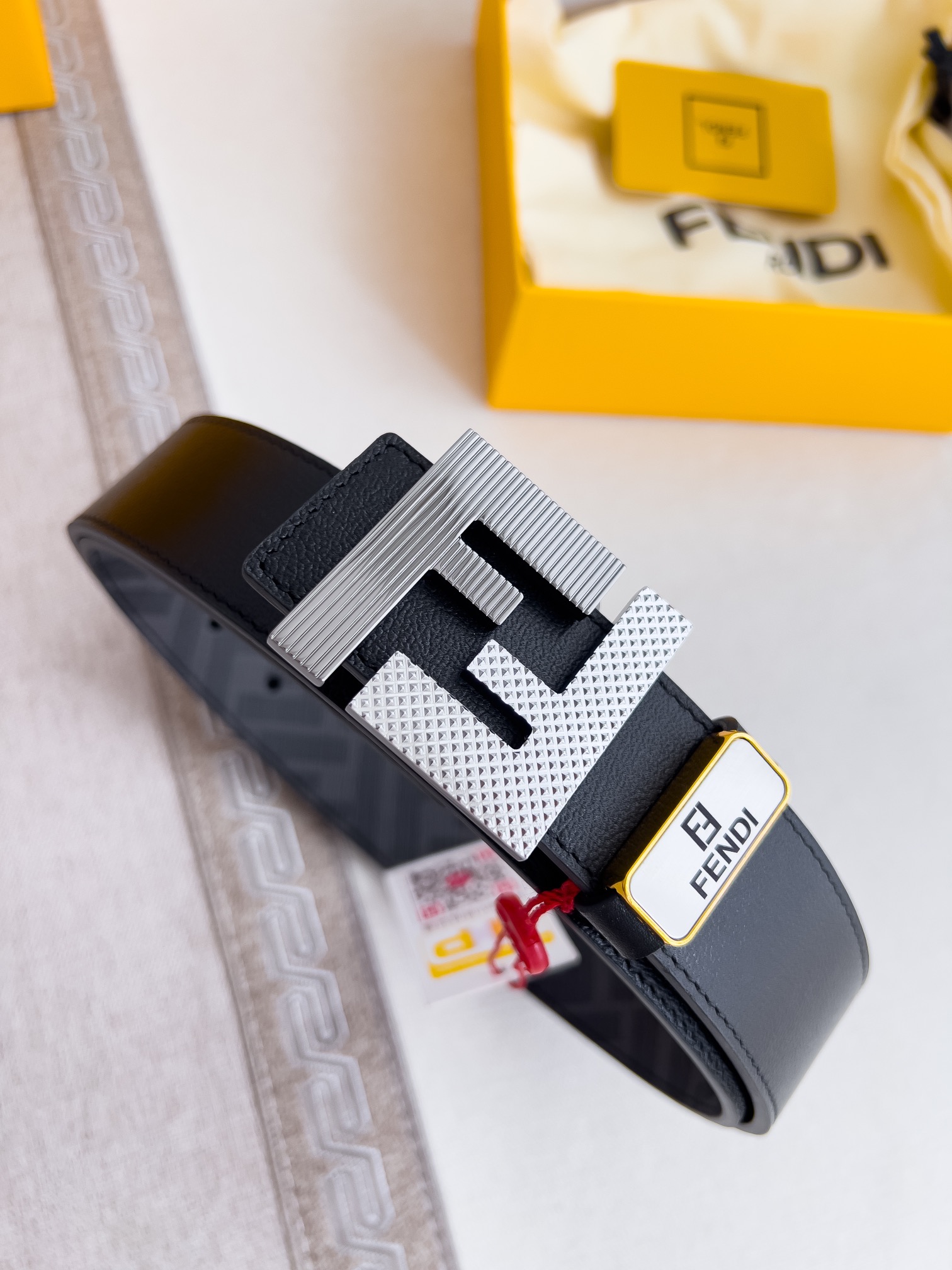 【FENDI】(フェンディ) 3.5cmベルト メンズ 240903