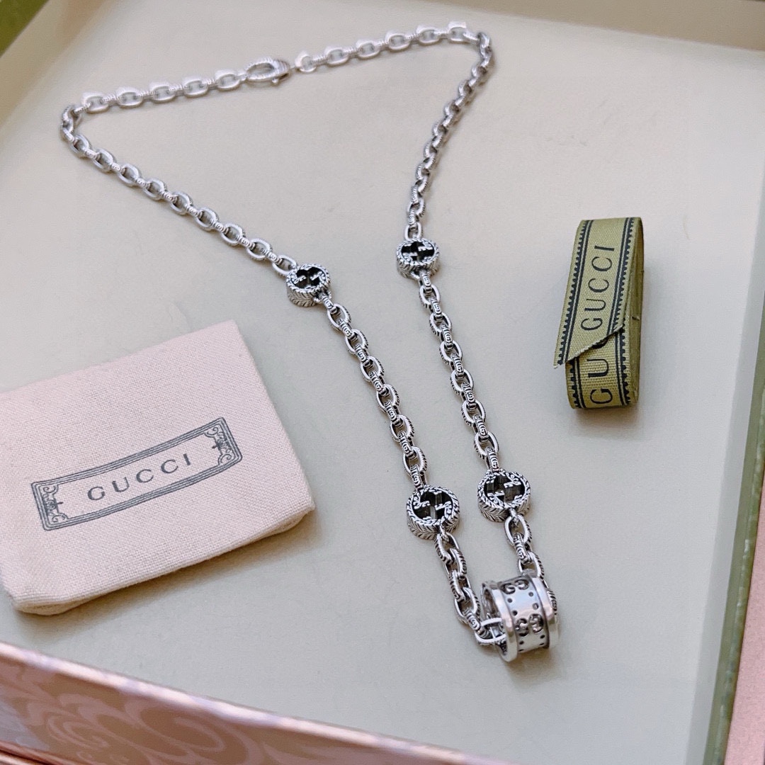 【GUCCI】ネックレス、新しいネックレス万能シンプルファッションオーナメント 240815
