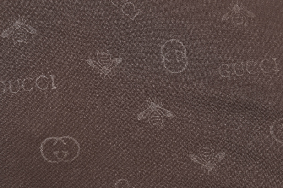 【GUCCI 公式旗艦店】グッチ  シャツ  ご好評に付き再入荷 240715