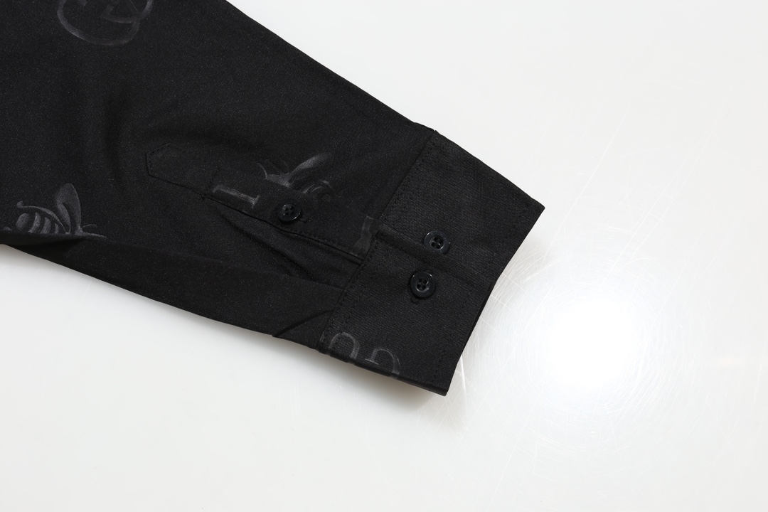 【LOUIS VUITTON 公式旗艦店】ルイヴィトン  シャツ  ご好評に付き再入荷 240715