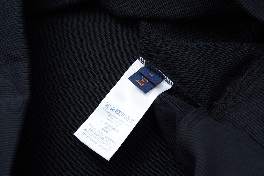 【LOUIS VUITTON  公式旗艦店】ルイヴィトン 丸首の衛衣 スウェット ご好評に付き再入荷 240811