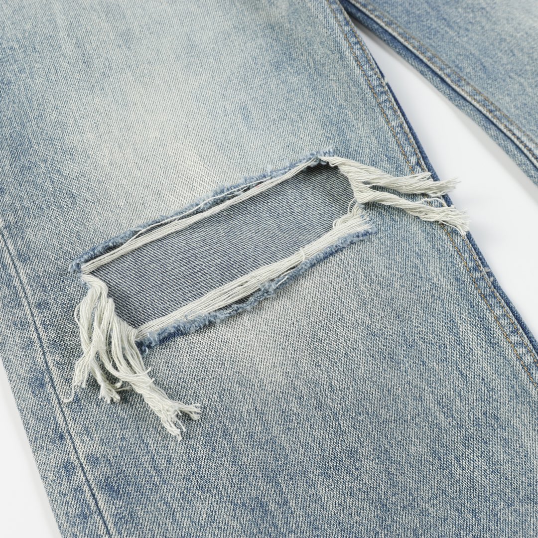 【BALENCIAGA 公式旗艦店】バレンシアガ  ジーパン  ご好評に付き再入荷  240830