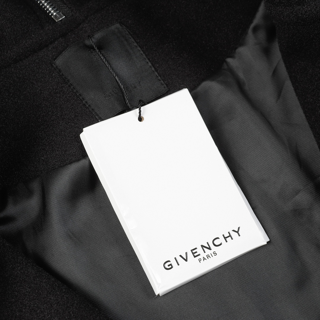【GIVENCHY 公式旗艦店】ジバンシー 野球着  ジャケット着 ご好評に付き再入荷！241023