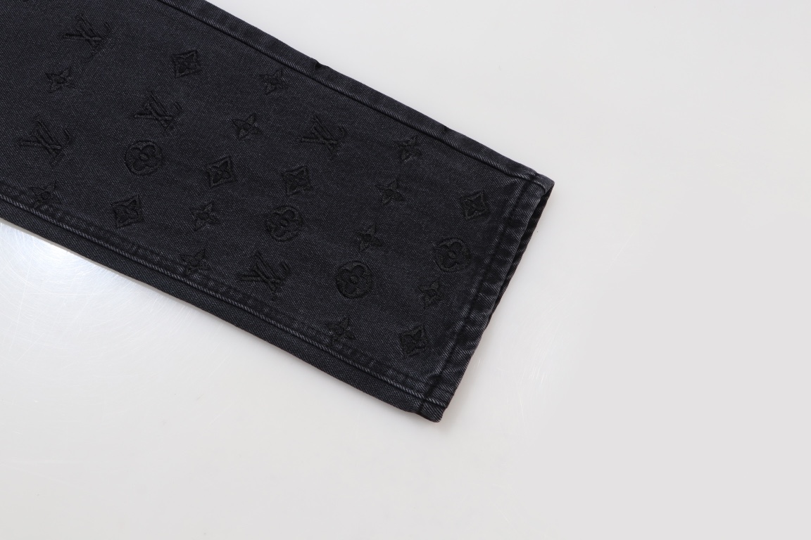 【LOUIS VUITTON  公式旗艦店】ルイヴィトン  ジーパン  ご好評に付き再入荷  240830