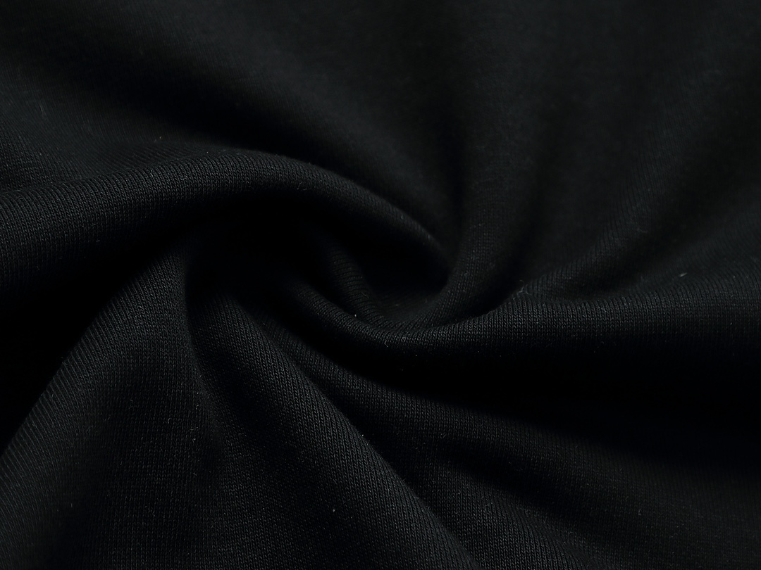 【BALENCIAGA 公式旗艦店】バレンシアガ  丸首の衛衣 スウェットご好評に付き再入荷 240829