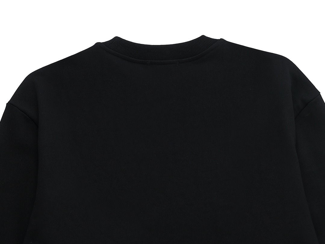 【PRADA 公式旗艦店】プラダ  丸首の衛衣 スウェットご好評に付き再入荷 240828