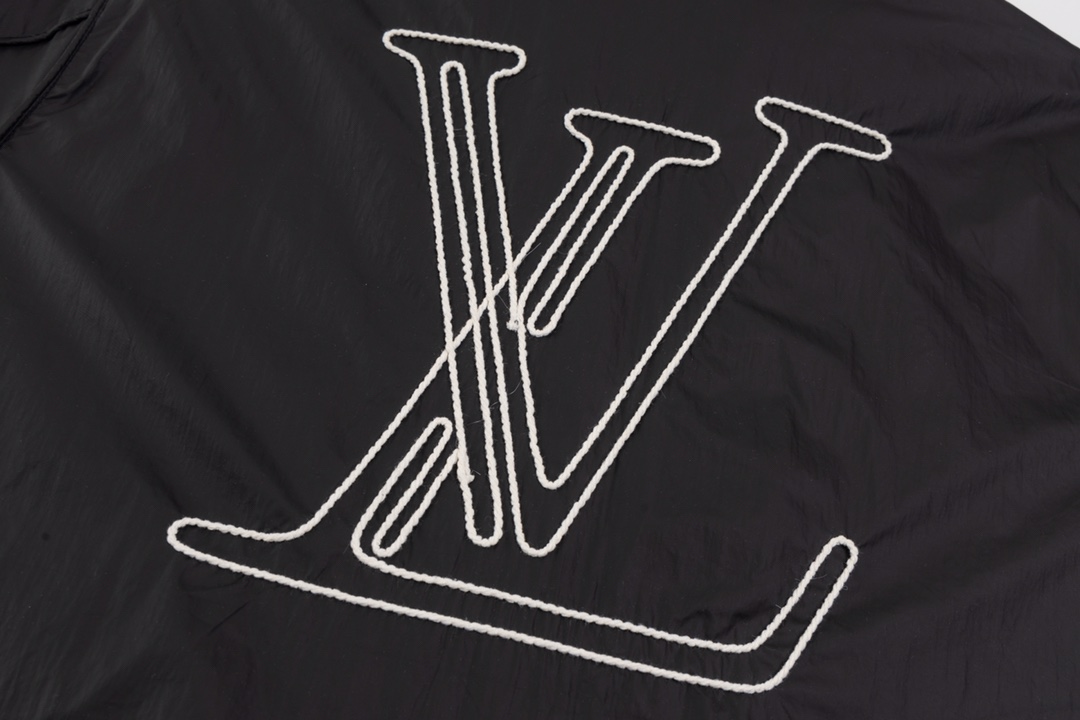 【LOUIS VUITTON】ルイヴィトン  ジャケット着 ご好評に付き再入荷！240924