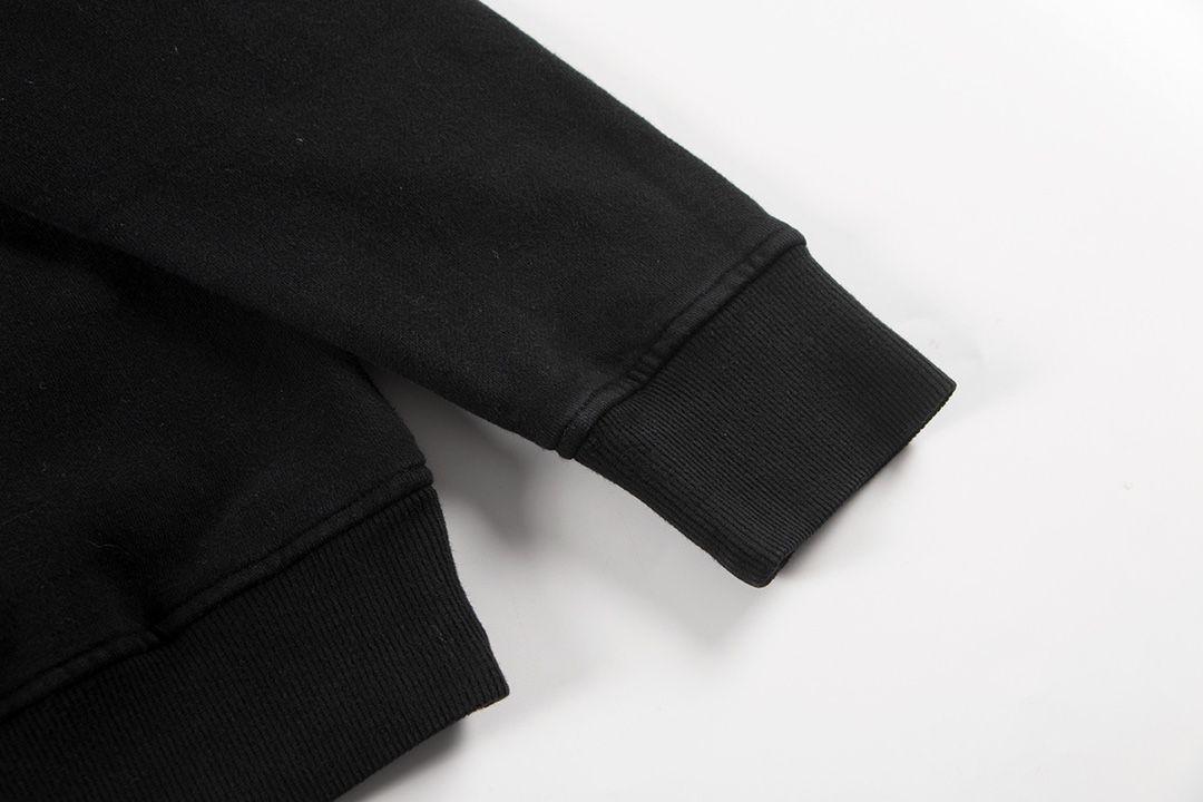 【CHROME HEARTS 公式旗艦店】クロムハーツ  丸首の衛衣 スウェット ご好評に付き再入荷241114