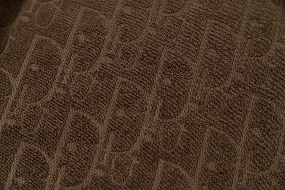 【DIOR  公式旗艦店】ディオール  丸首の衛衣 ご好評に付き再入荷   241114