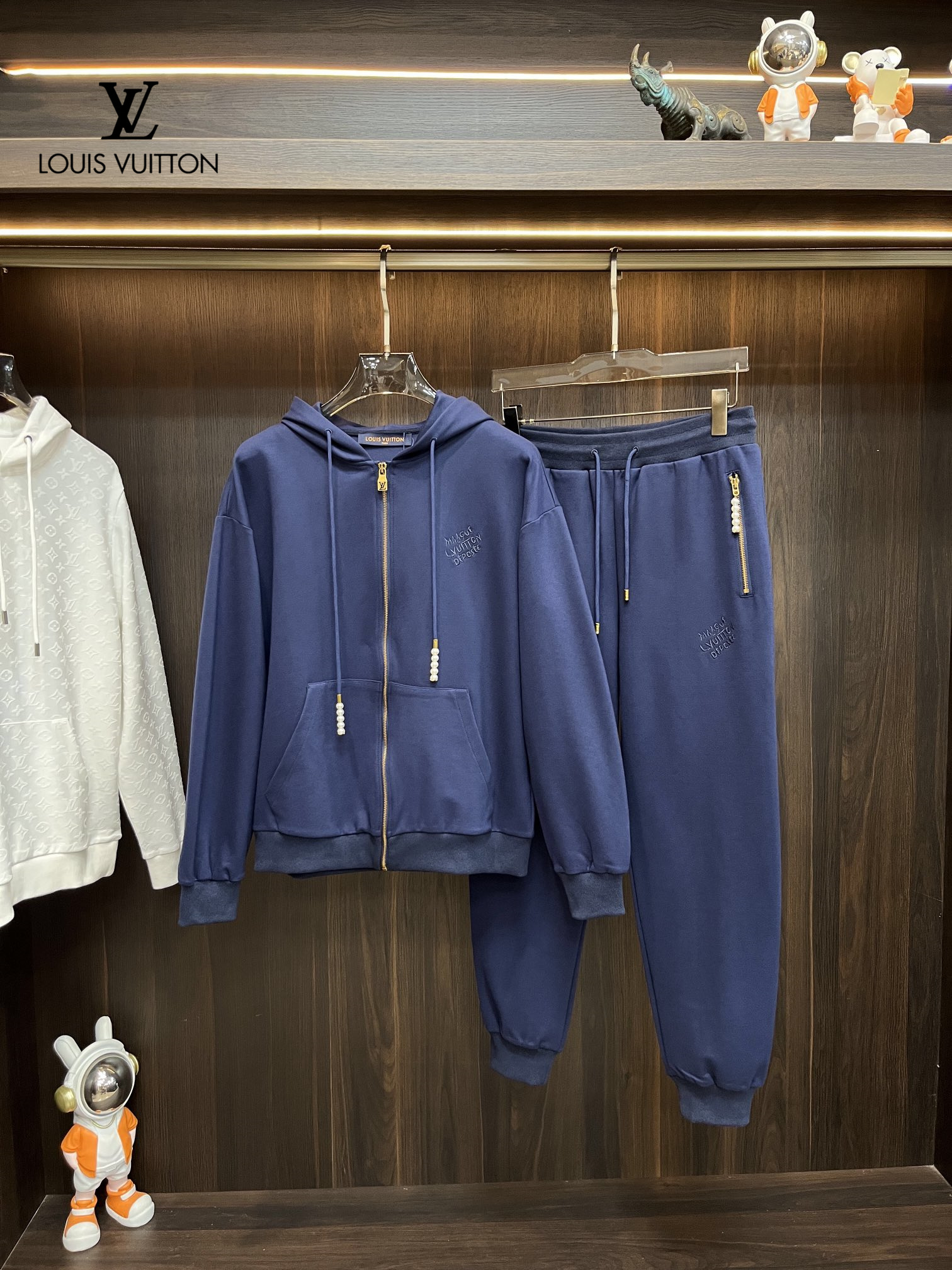 【LOUIS VUITTON】ルイヴィトン スーツ  男女兼用【即日出荷】241024