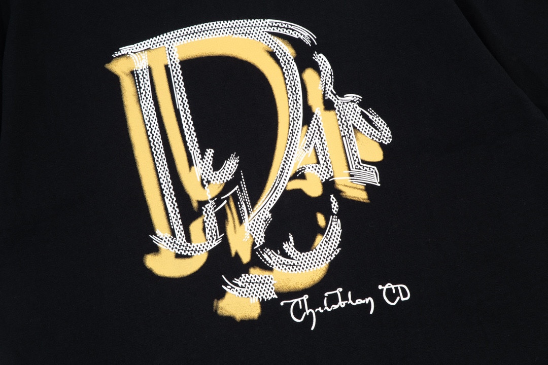 【DIOR 公式旗艦店】ディオール  丸首の衛衣 スウェットご好評に付き再入荷 241025