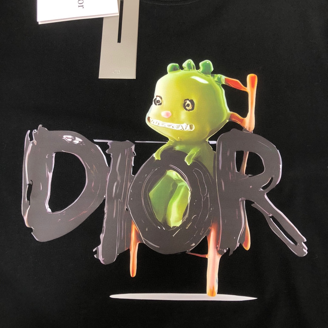 【DIOR 公式旗艦店】ディオール  丸首の衛衣 スウェットご好評に付き再入荷 241025