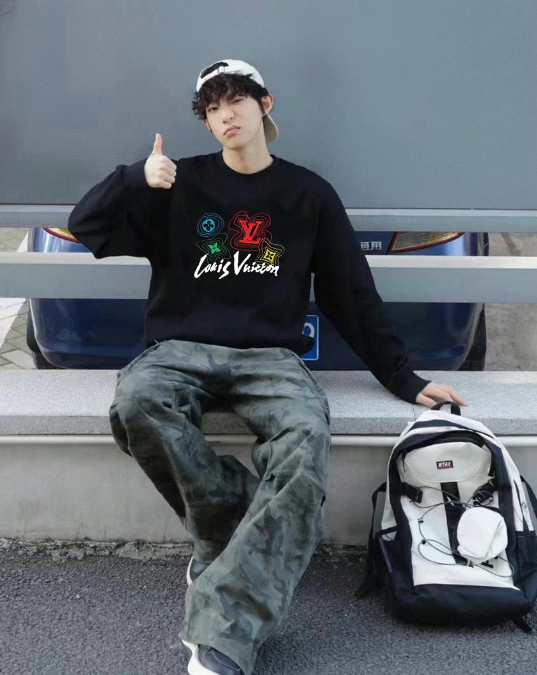 【LOUIS VUITTON  公式旗艦店】ルイヴィトン 丸首の衛衣 スウェット ご好評に付き再入荷  240902