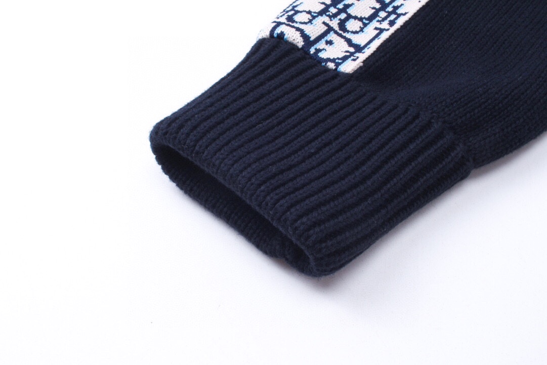 【DIOR 公式旗艦店】ディオール   セーター好評に付き再入荷！ 240929