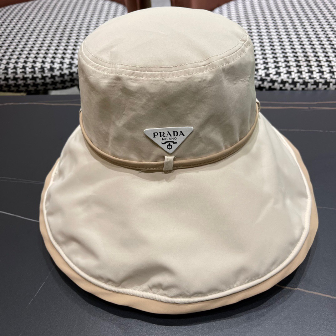 PRADA (プラダ)フィッシャーマンズハット 240904