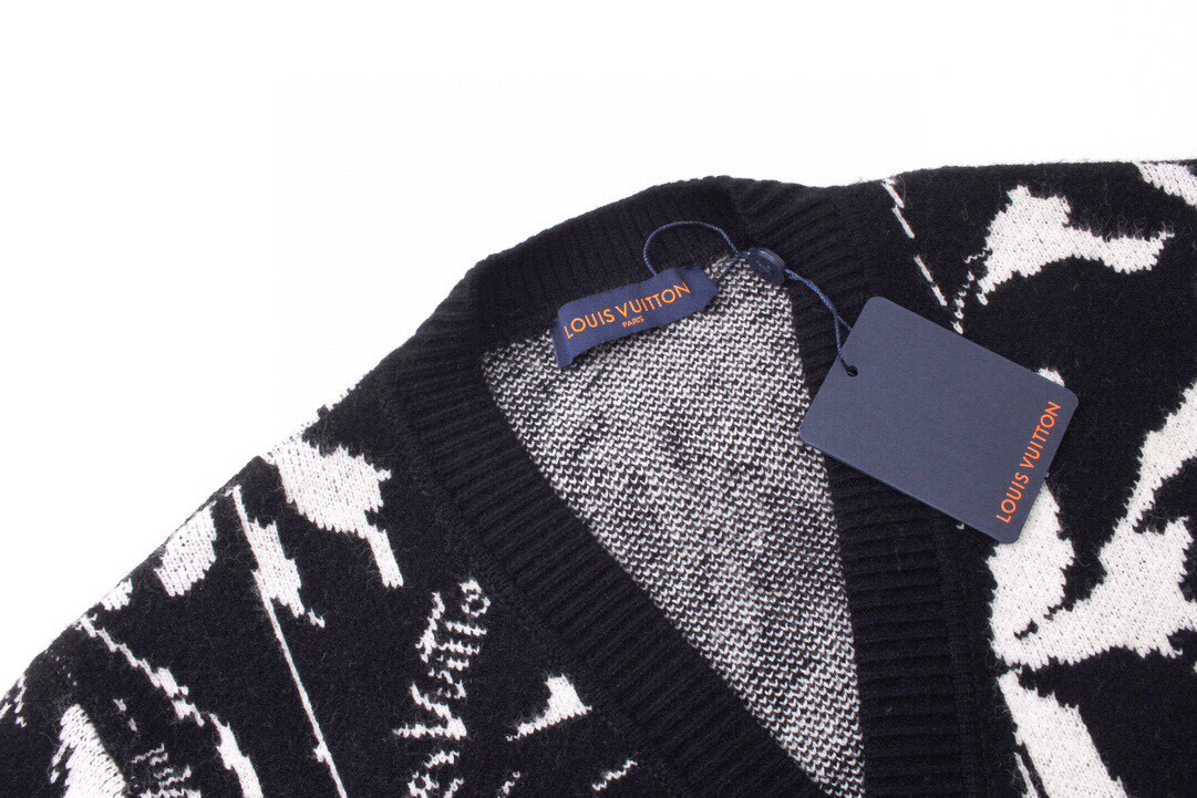 【LOUIS VUITTON 公式旗艦店】ルイヴィトン  セーター好評に付き再入荷！ 240927