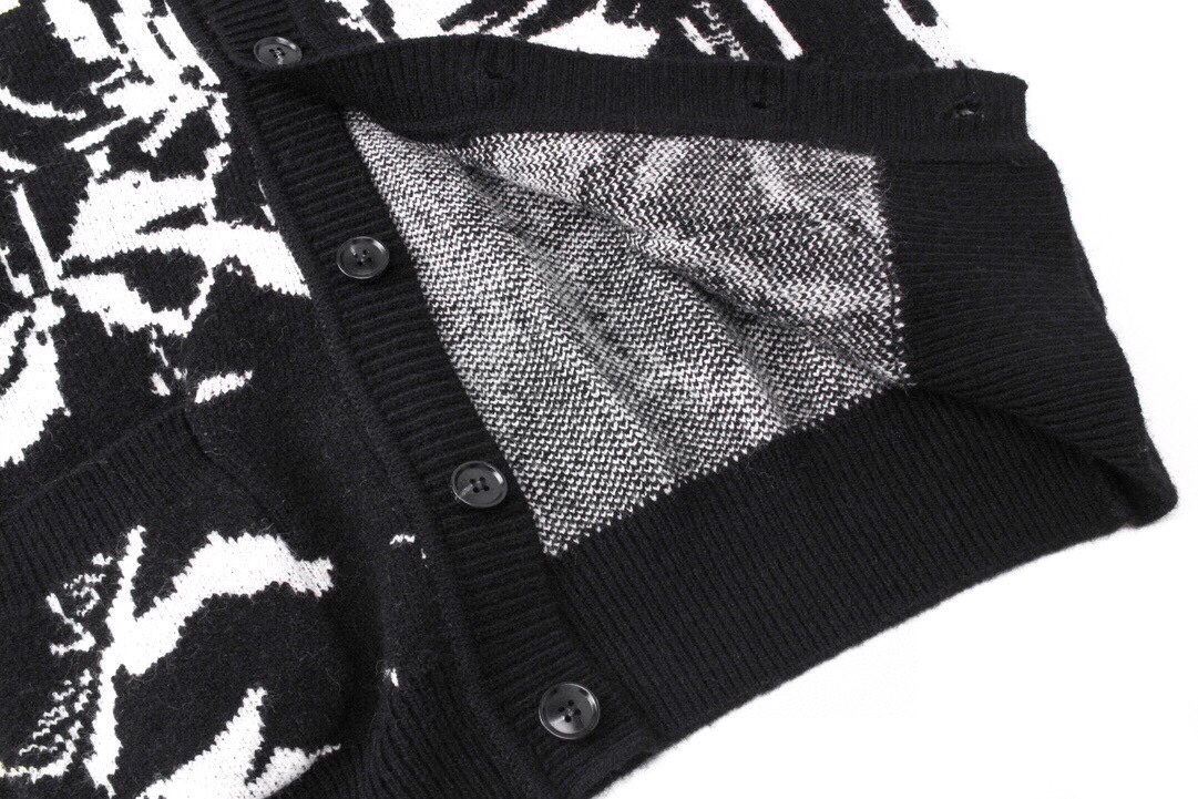 【LOUIS VUITTON 公式旗艦店】ルイヴィトン  セーター好評に付き再入荷！ 240927