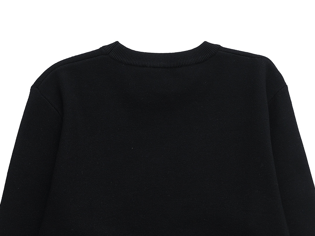 【LOUIS VUITTON 公式旗艦店】ルイヴィトン  セーター好評に付き再入荷！ 240927