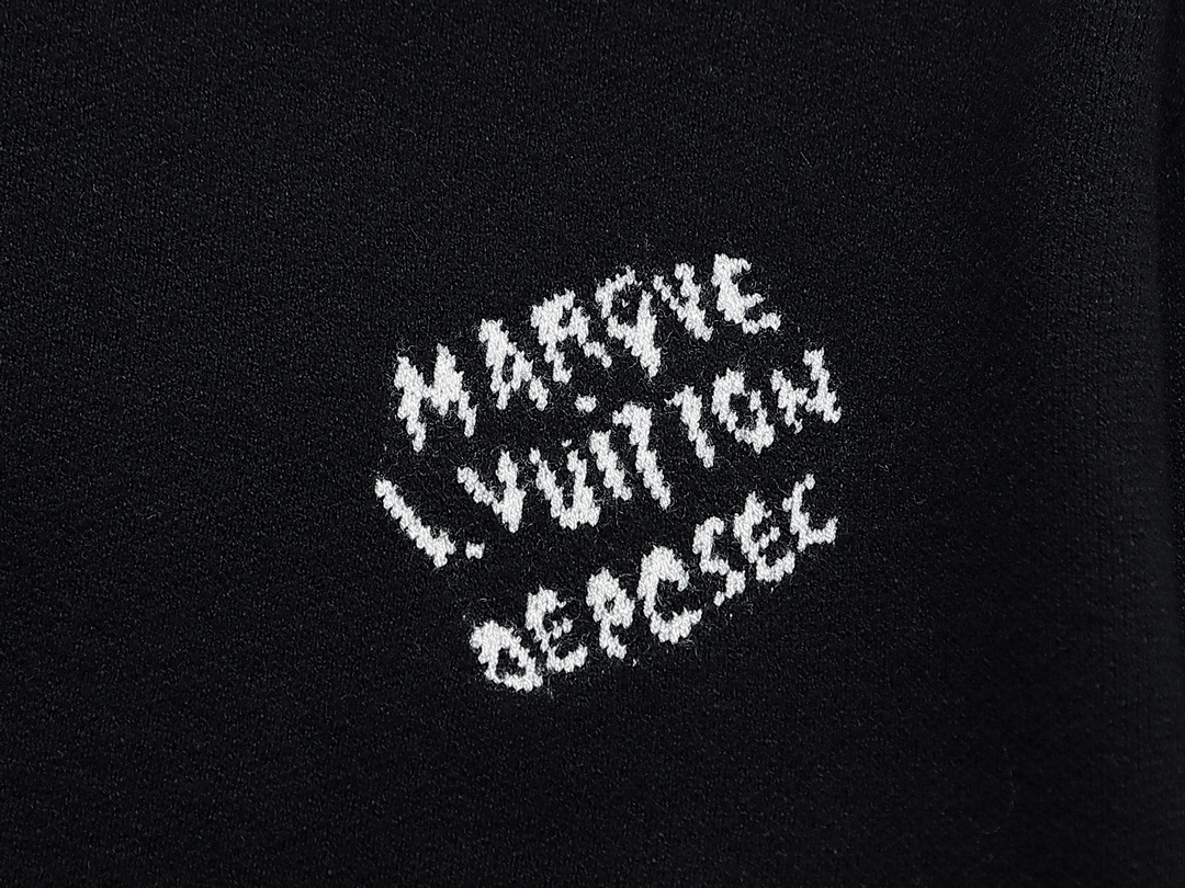 【LOUIS VUITTON 公式旗艦店】ルイヴィトン  セーター好評に付き再入荷！ 240927