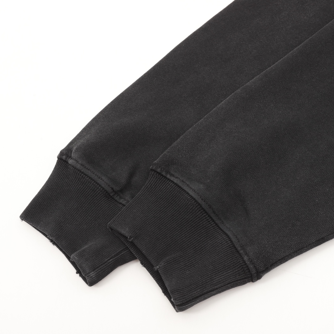 【BALENCIAGA 公式旗艦店】バレンシアガ 丸首の衛衣 スウェット ご好評に付き再入荷！241120