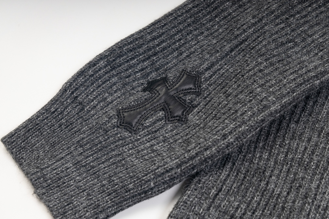 【CHROME HEARTS  公式旗艦店】クロムハーツ  セーター好評に付き再入荷！ 241030