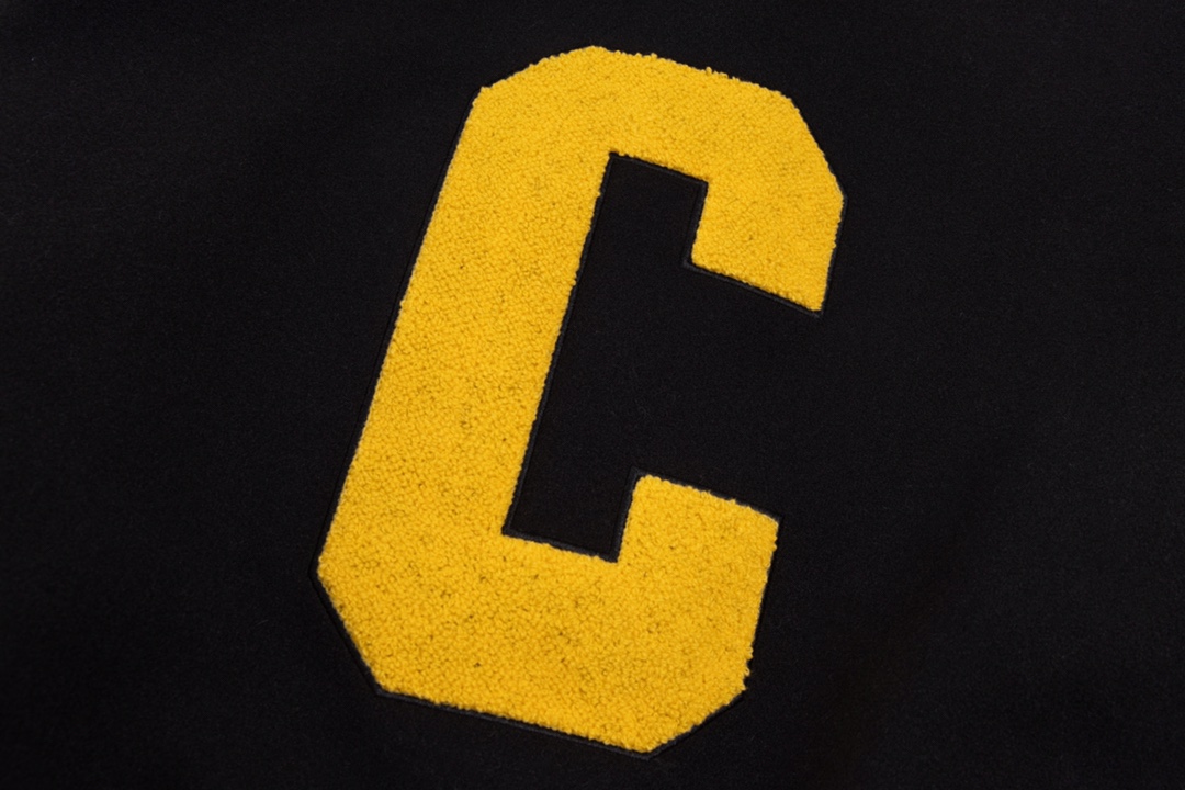 【CELINE】セリーヌ 野球着 ジャケット着ご好評に付き再入荷！240923