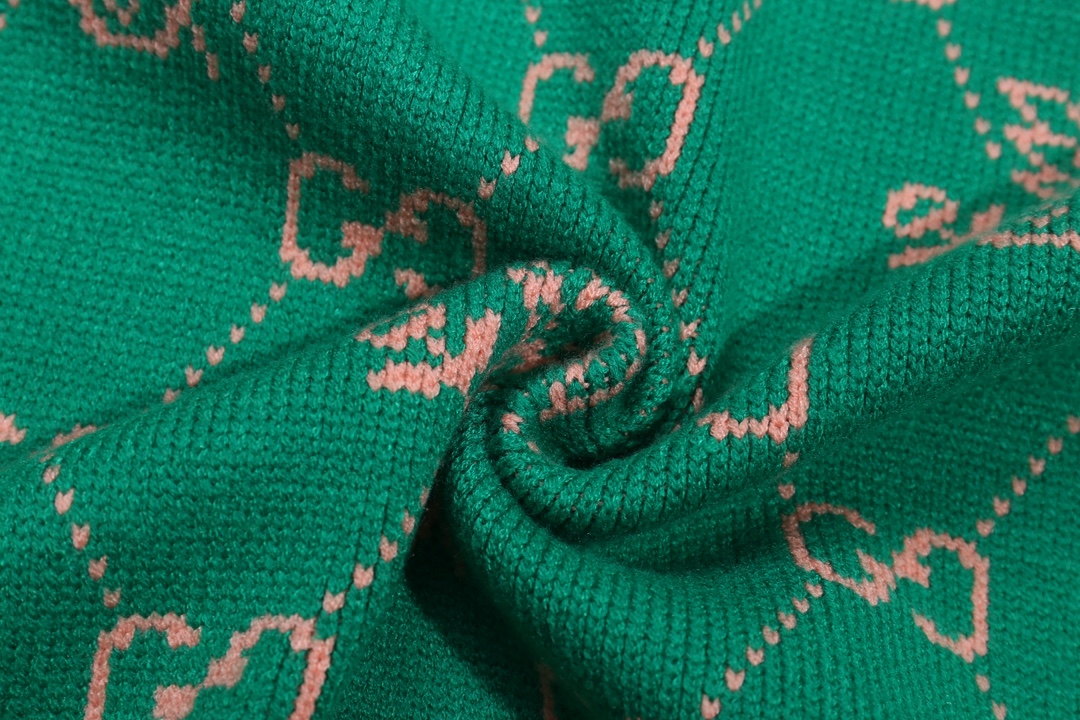 【GUCCI  公式旗艦店】グッチ  セーター好評に付き再入荷！ 241104