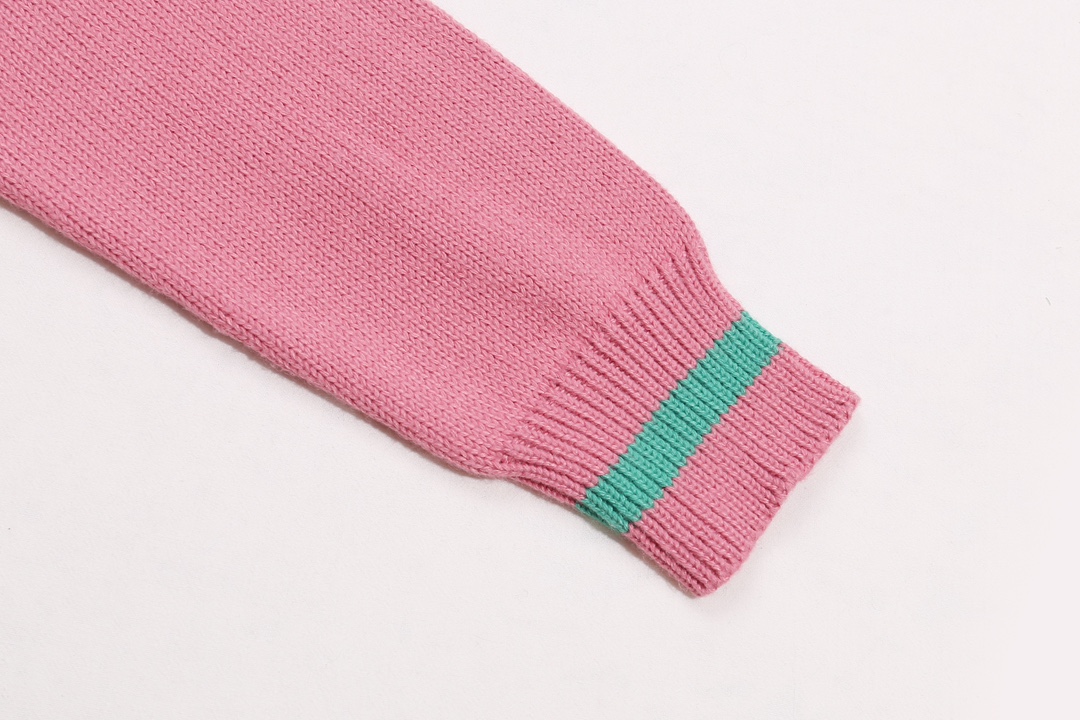 【GUCCI  公式旗艦店】グッチ  セーター好評に付き再入荷！ 241029