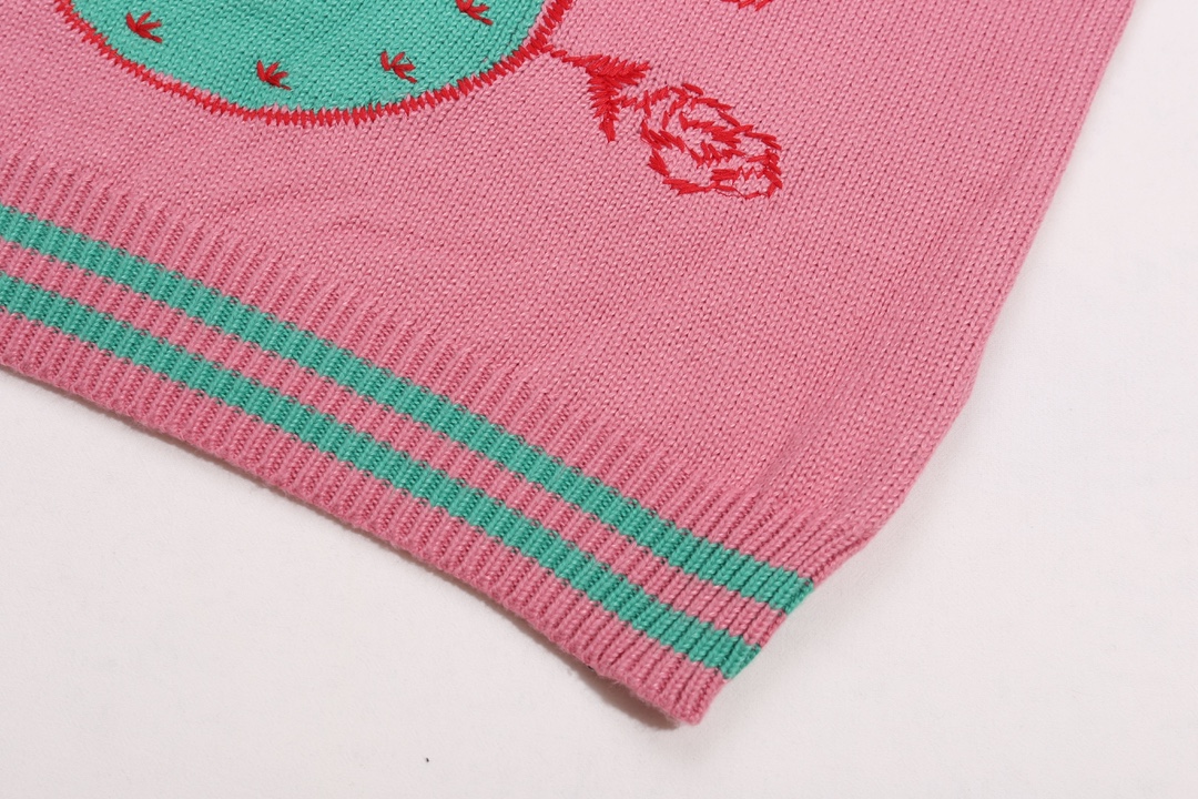 【GUCCI  公式旗艦店】グッチ  セーター好評に付き再入荷！ 241029