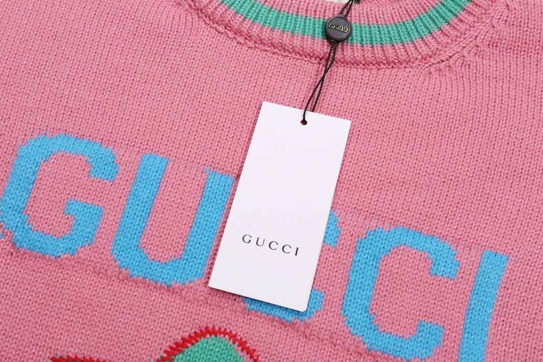 【GUCCI  公式旗艦店】グッチ  セーター好評に付き再入荷！ 241029