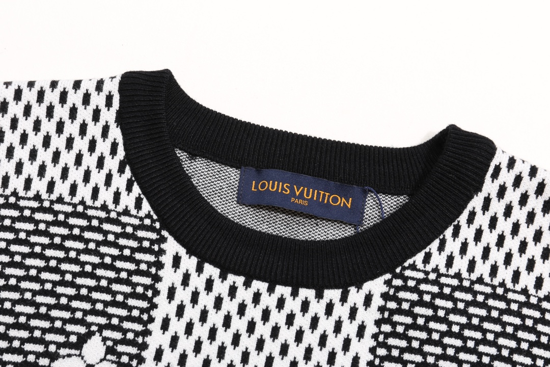 【LOUIS VUITTON 公式旗艦店】ルイヴィトン  セーター好評に付き再入荷！ 240927