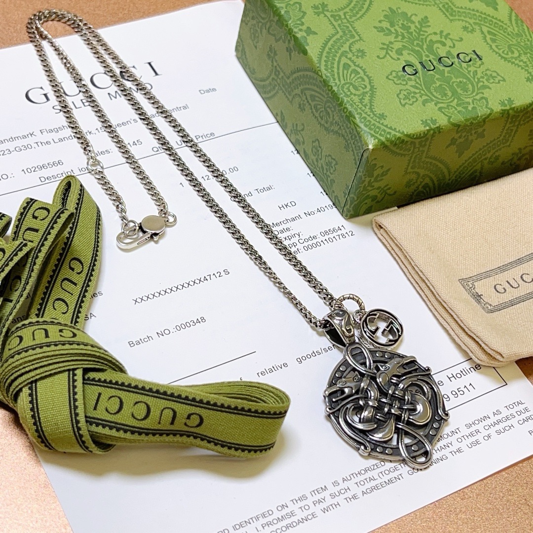 【GUCCI】ネックレス、新しいネックレス万能シンプルファッションオーナメント241015