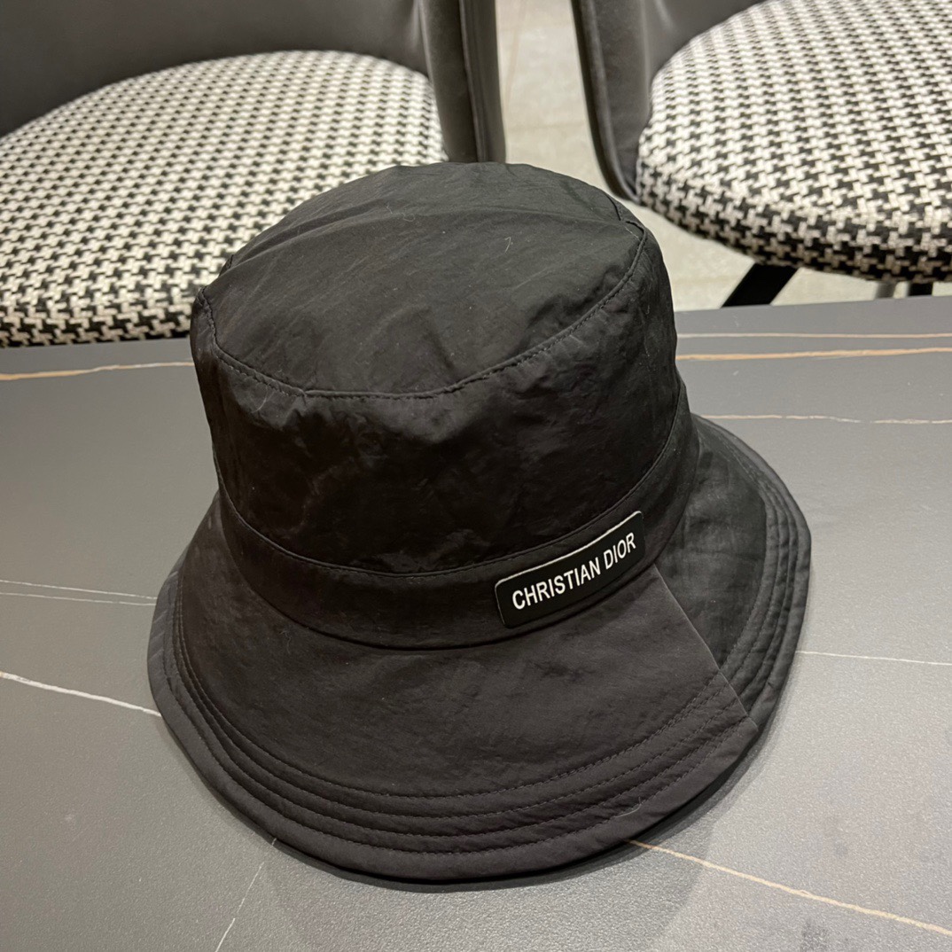 DIOR ( ディオール )フィッシャーマンズハット  241010