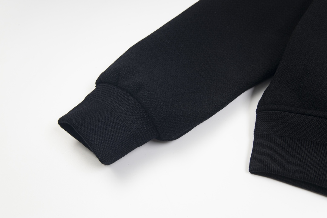 【YSL SAINT LAURENT  公式旗艦店】サンローラン   ジャケット着 好評に付き再入荷！241113