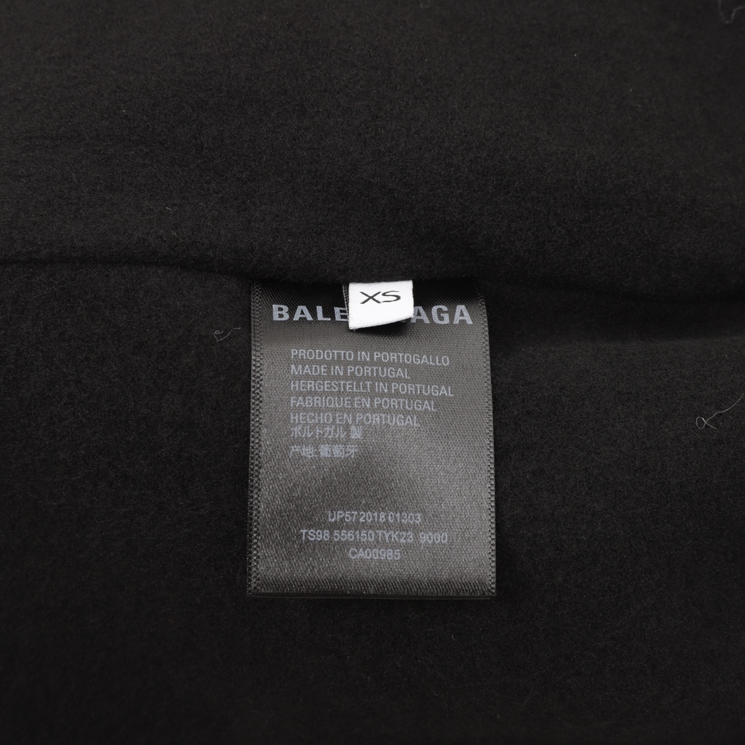 【BALENCIAGA  公式旗艦店】バレンシアガ   ジャケット着 好評に付き再入荷！241111