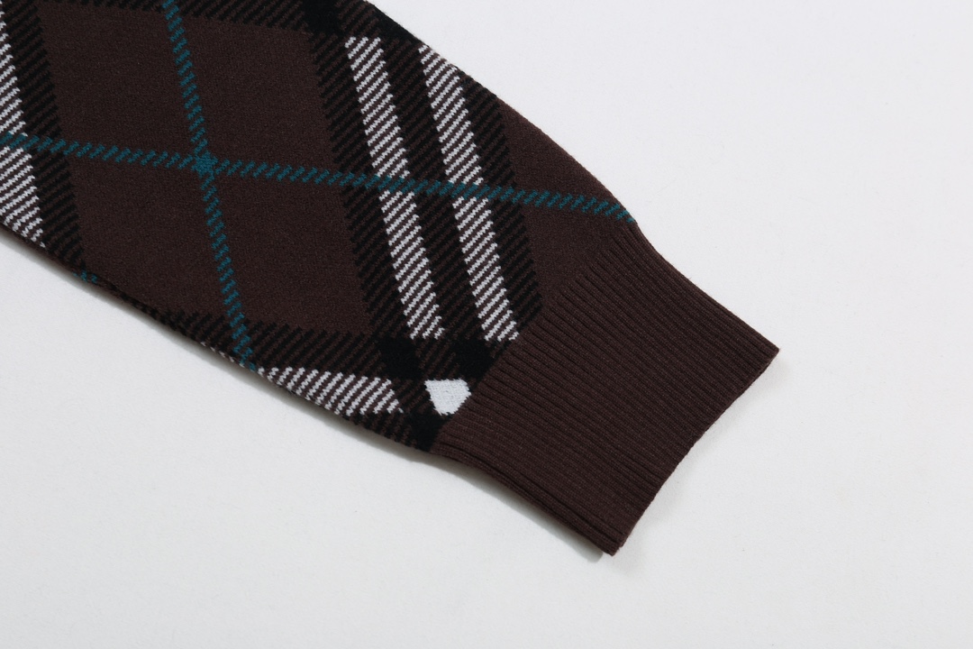 【Hermès  公式旗艦店】エルメス  セーター好評に付き再入荷！ 241030