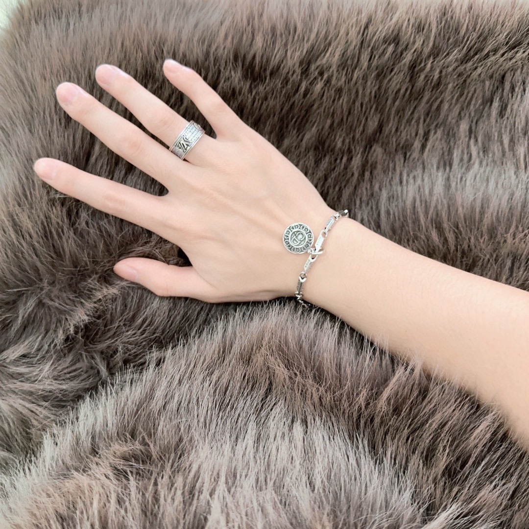 【DIOR】ブレスレット、ファッションシンプルなスタイル   241015