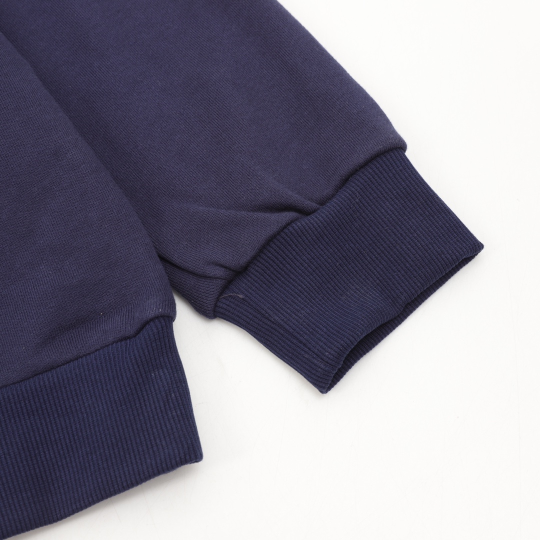 【CELINE  公式旗艦店】セリーヌ 丸首の衛衣 スウェット ご好評に付き再入荷！241121