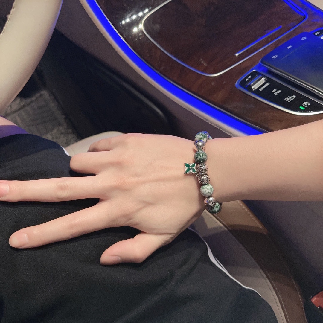 LV【LOUIS VUITTON】ブレスレット、ファッションシンプルなスタイル   241015