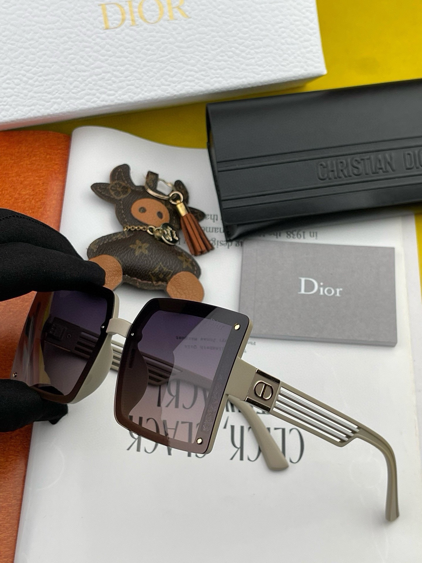 DIOR( ディオール ) サングラス  241012