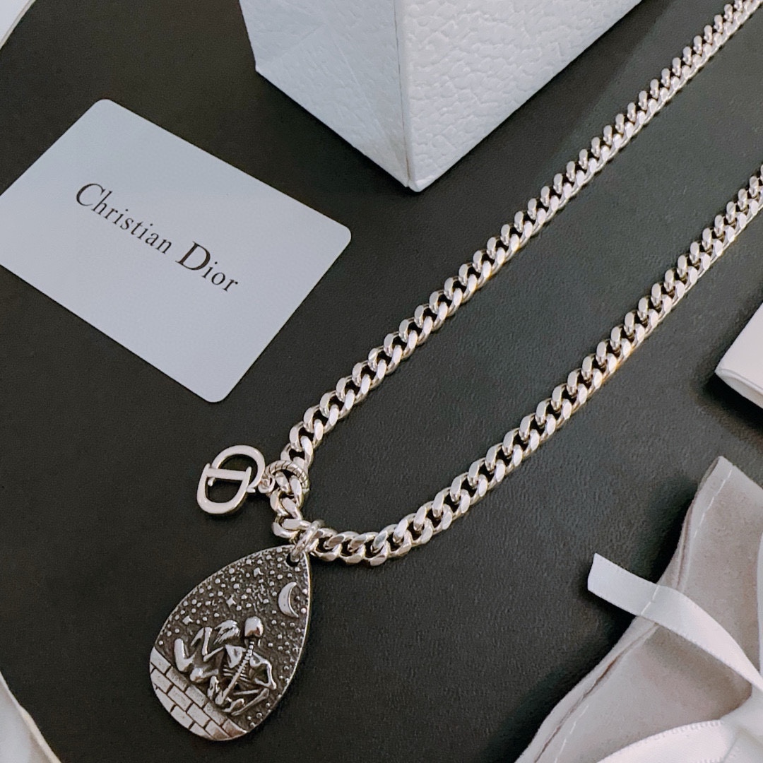 【DIOR】ネックレス、新しいネックレス万能シンプルファッションオーナメント 241015