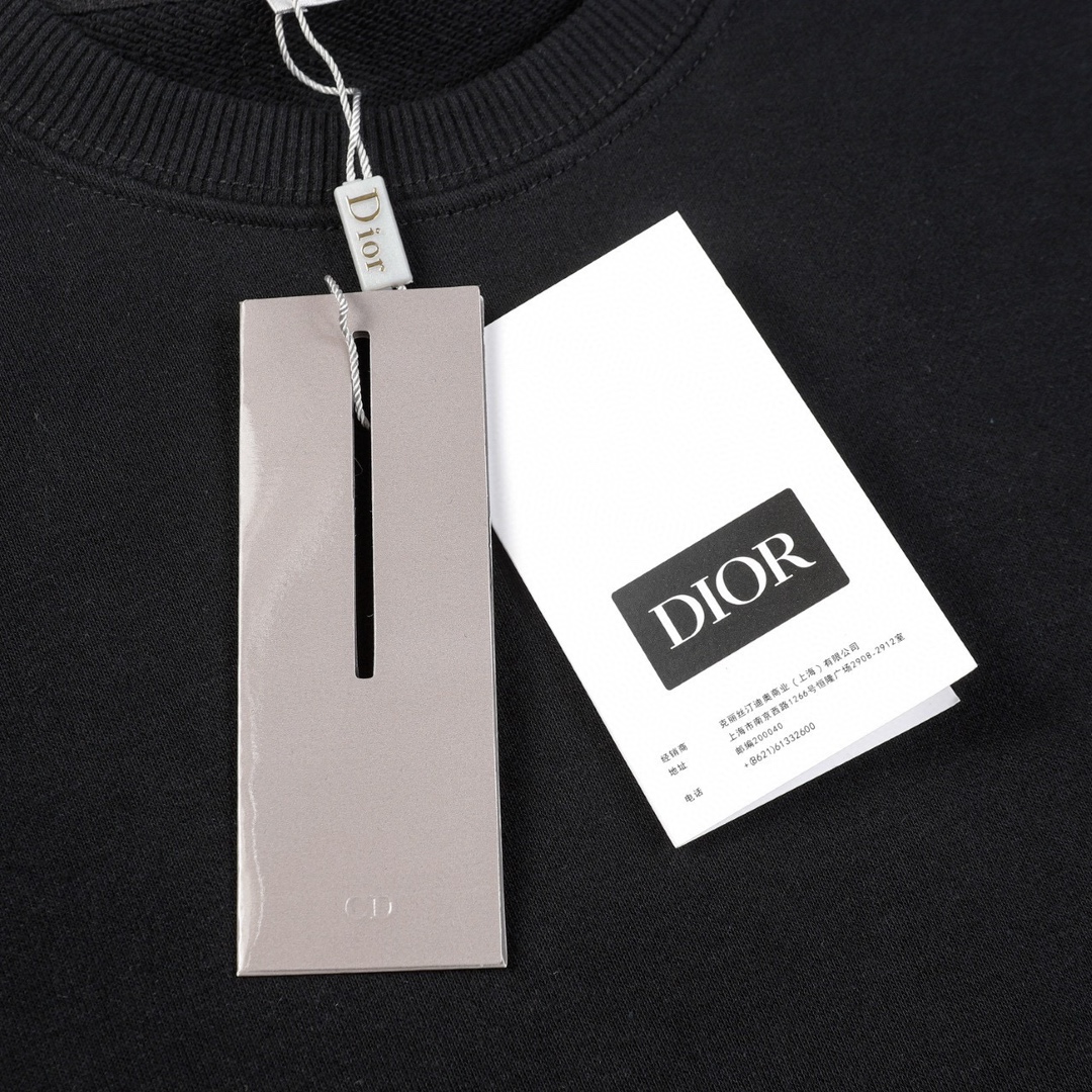 【DIOR 公式旗艦店】ディオール  丸首の衛衣 スウェットご好評に付き再入荷 241025