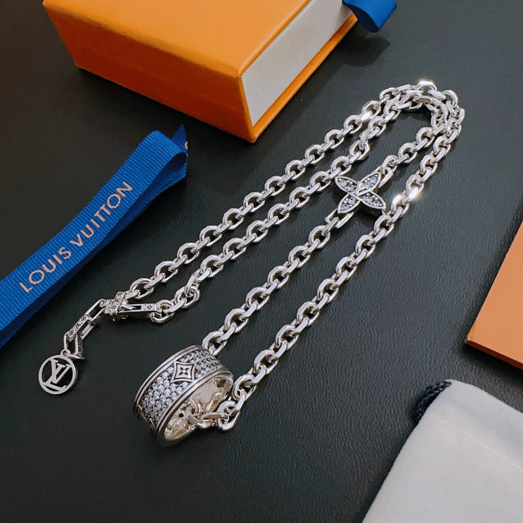 【LOUIS VUITTON】ネックレス、新しいネックレス万能シンプルファッションオーナメント241015