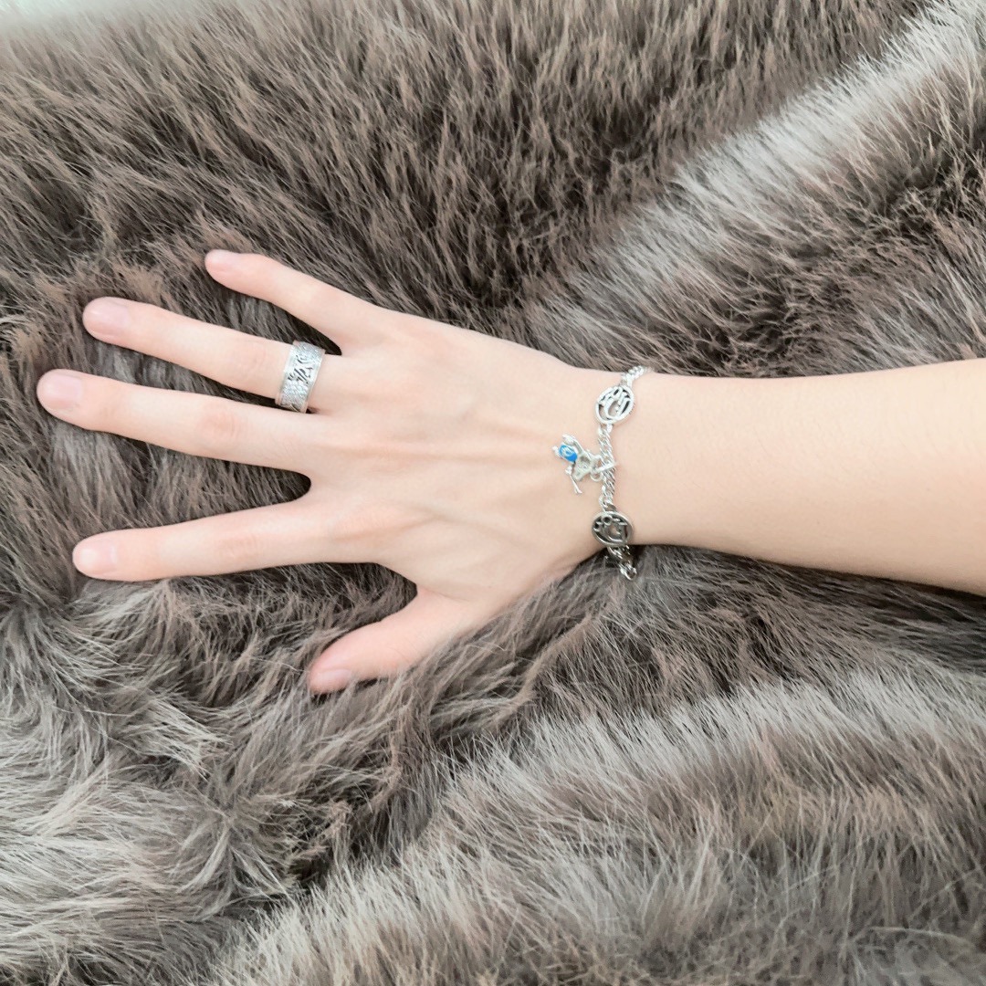 【DIOR】ブレスレット、ファッションシンプルなスタイル   241015