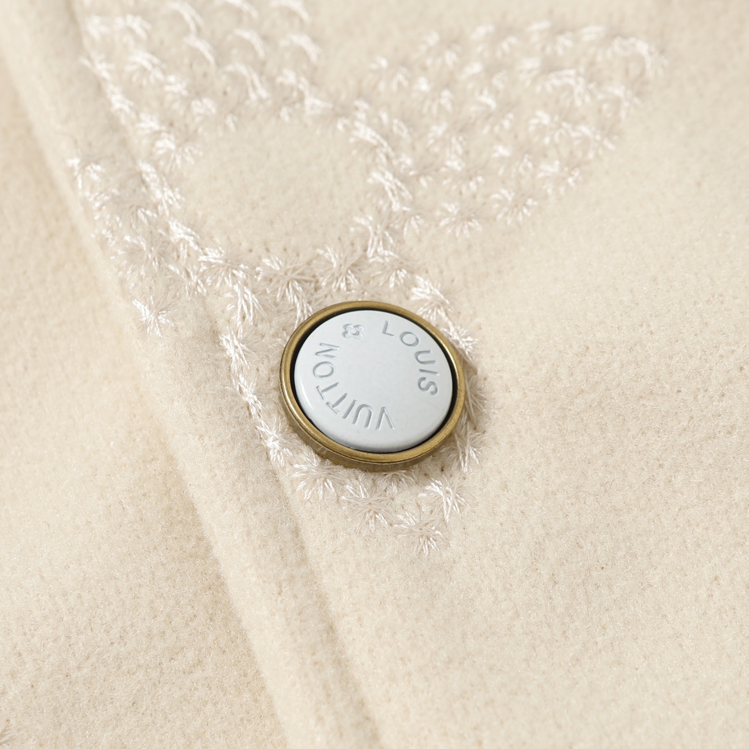 LV【LOUIS VUITTON  公式旗艦店】ルイヴィトン  ジャケット着 好評に付き再入荷！241028