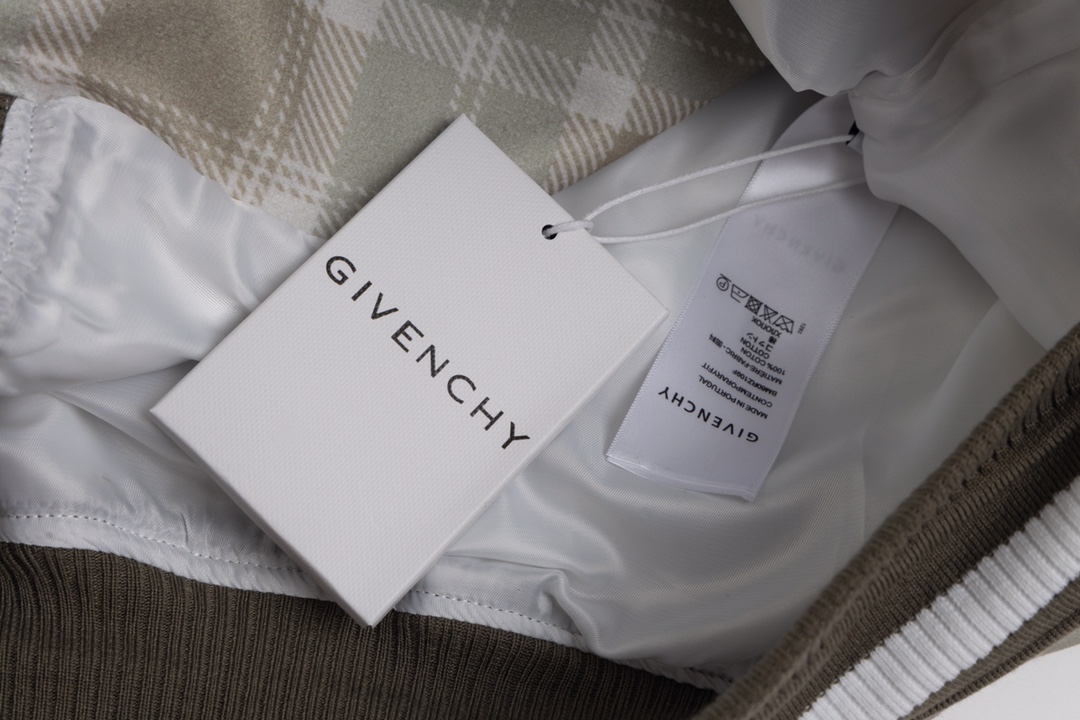 【GIVENCHY 公式旗艦店】ジバンシー 野球着  ジャケット着 ご好評に付き再入荷！241021