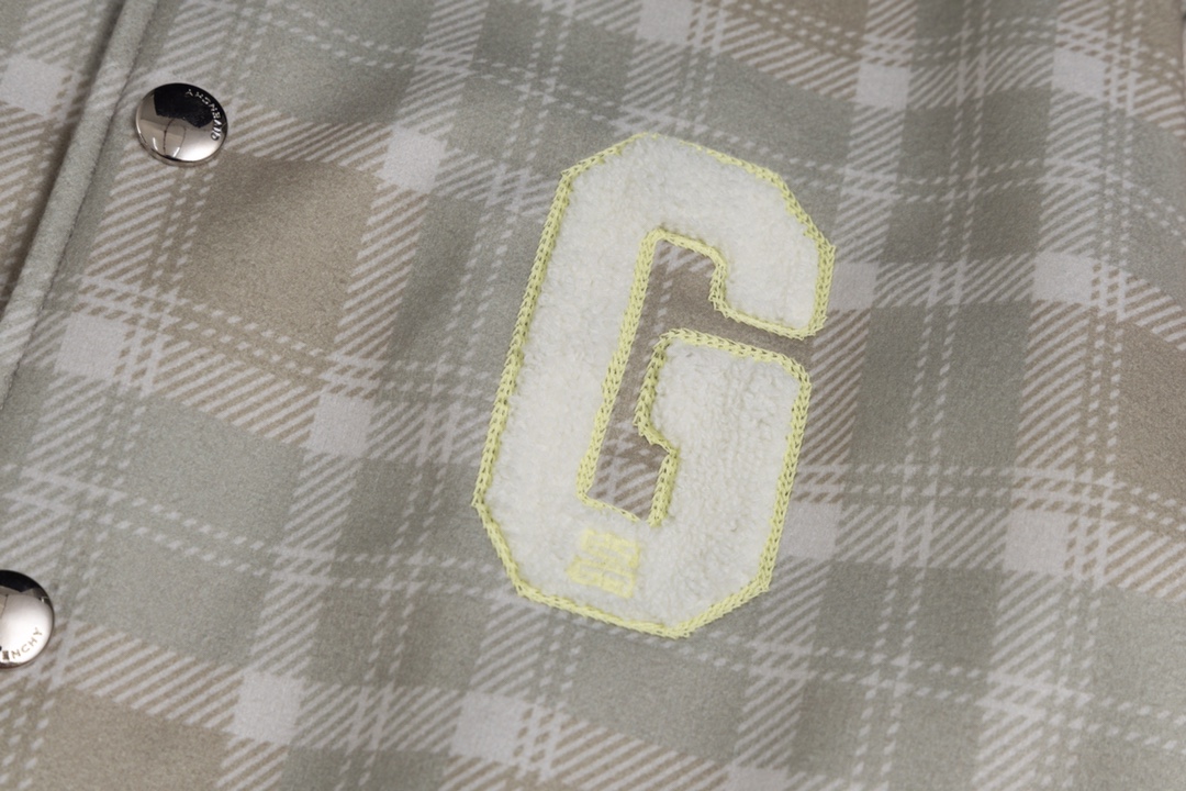 【GIVENCHY 公式旗艦店】ジバンシー 野球着  ジャケット着 ご好評に付き再入荷！241021